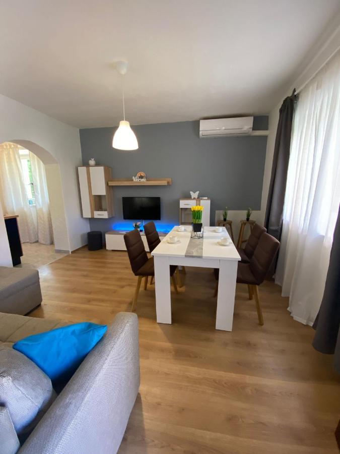 Apartment Dora Zadar Luaran gambar